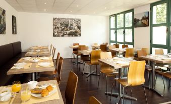 Séjours & Affaires Serris Rive Gauche - Housity