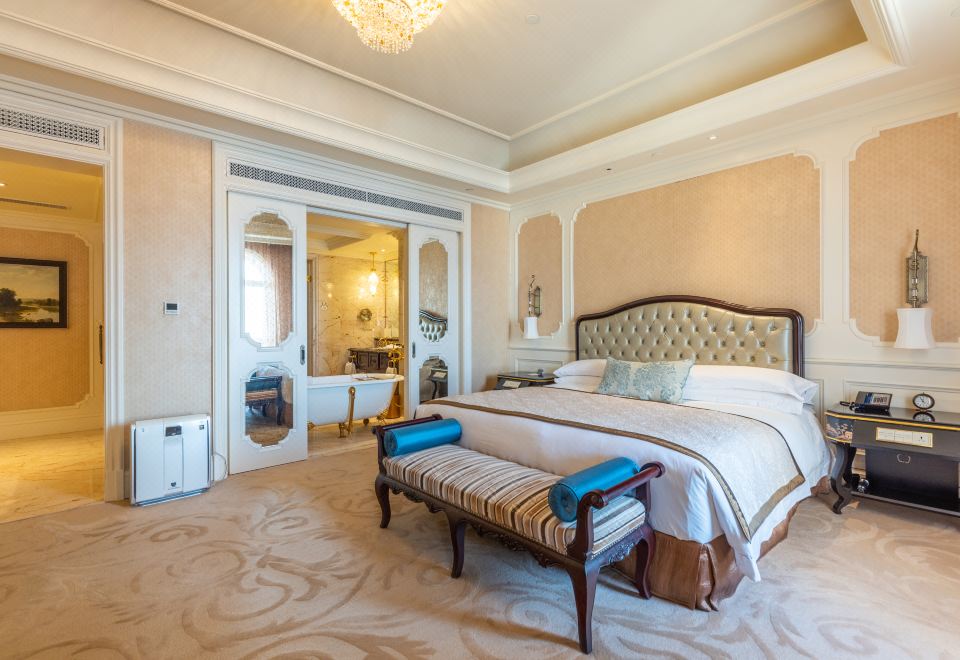 the Castle Hotel, A Luxury Collection HotelKnight suite