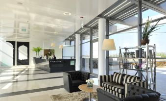 West Tel Aviv- All Suites Hotel by the Sea