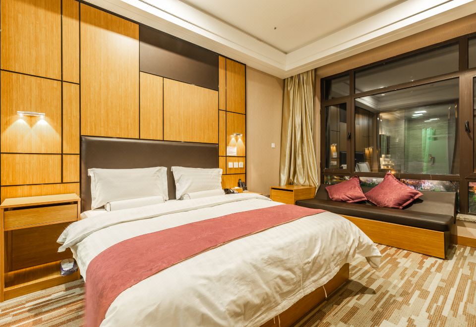 Huanren Qingfeng Hotel Superior Double Room