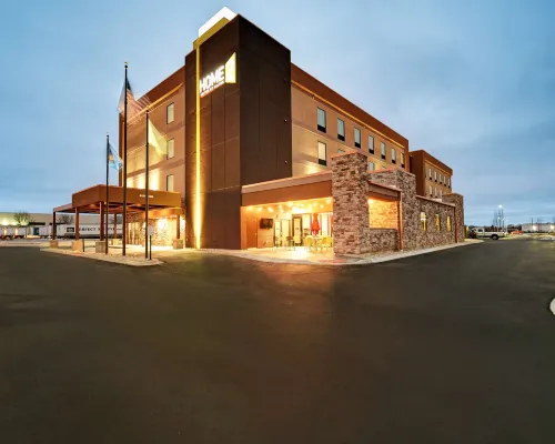 Home2 Suites by Hilton Beloit Ξενοδοχεία στην πόλη Beloit