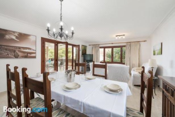 Elianto Three-Bedroom Villa