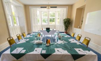 Cumbria Grand Hotel - Housity