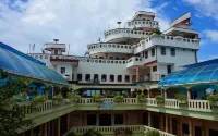 Krisna Beach Hotel 1 โรงแรมใน