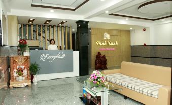 Vinh Danh Hotel and Apartment
