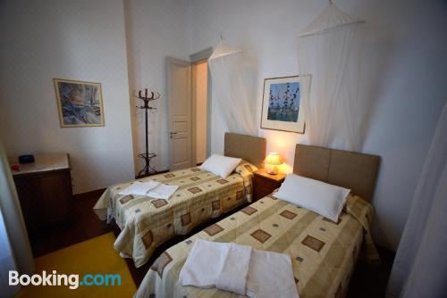 带私人游泳池的三卧室别墅 - 复式