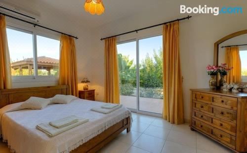 三卧室别墅带私人泳池