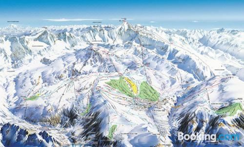 带露台一室公寓