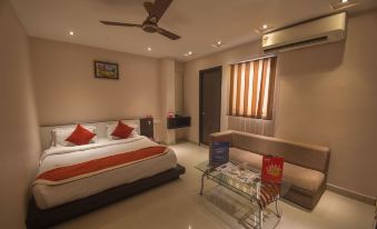 OYO 1521 Hotel Sanjay Galaxy