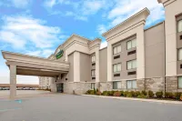 Wingate by Wyndham Detroit Metro Airport Hotel a 