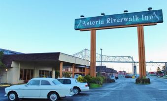 Astoria Riverwalk Inn