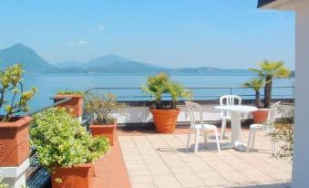 Luxurious Mansion in Baveno Italy Near Lake