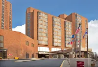 Wyndham Gatineau-Ottawa & Conference Centre Hotels in 