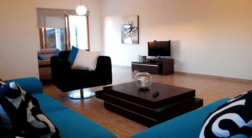 四卧室别墅带私人泳池