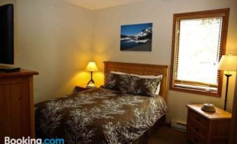 Eagle Run 204 - Housity