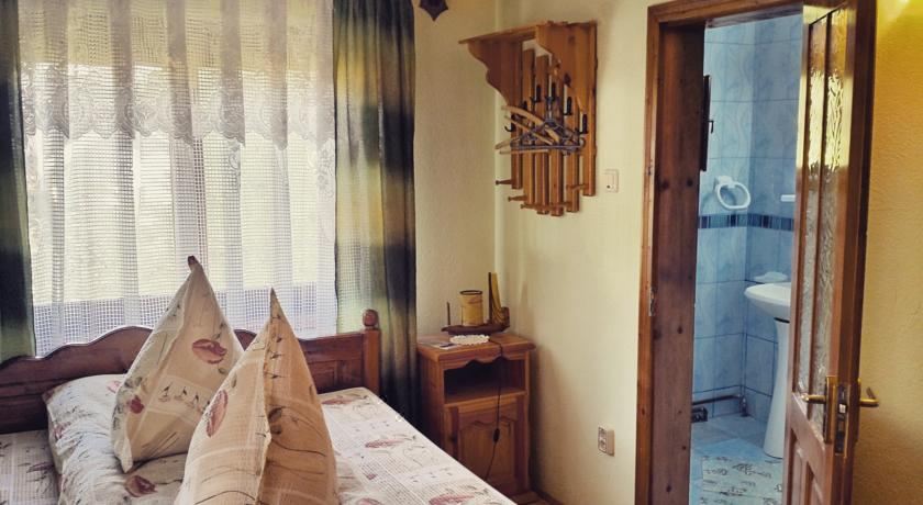 双人房（带独立浴室）