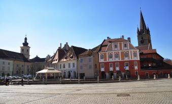 Hotel Casa Luxemburg- Newly Renovated