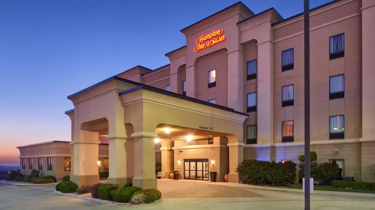 ハンプトン イン アンド スイーツ ディケーター  外観