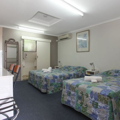 Standard Twin Room (1 Double and 1 Single Bed)