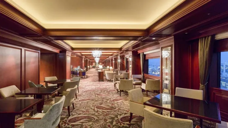 大阪全日空皇冠假日酒店設施