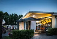 Hu Venezia Camping in Town Hotels in 