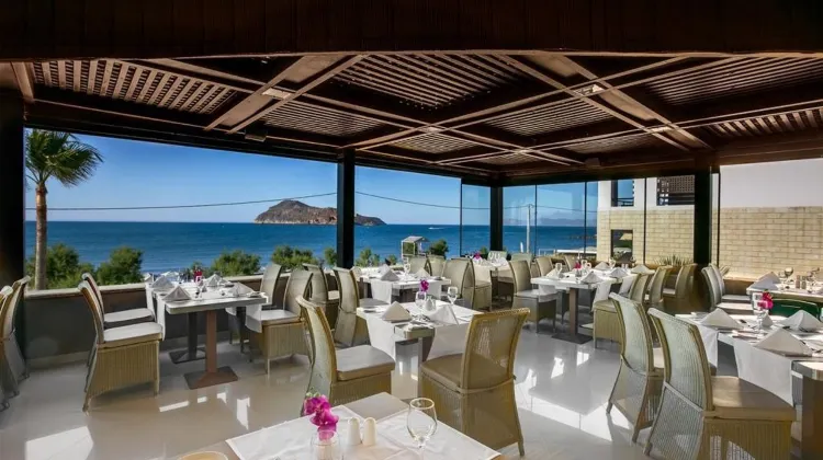 Porto Platanias Beach Resort & Spa Dining/Restaurant