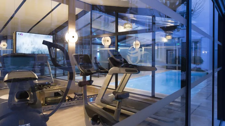 オセアニア ル ジュラ ディジョン 施設