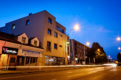 Hotel Deluxe with Free Wellness and Fitness Centrum Hotels in 