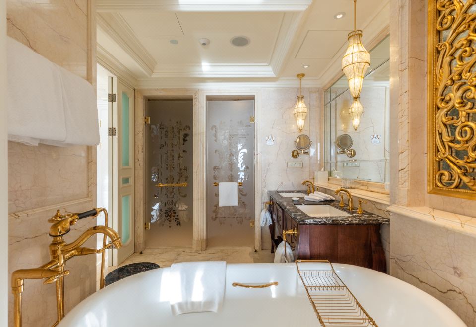 the Castle Hotel, A Luxury Collection HotelDeluxe Room - Sea-View (King bed)