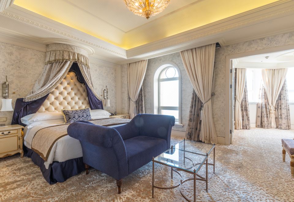 the Castle Hotel, A Luxury Collection HotelCastle Suite