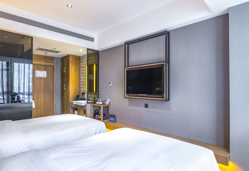 精致商务双床房【轻奢沙发+落地窗视野好】