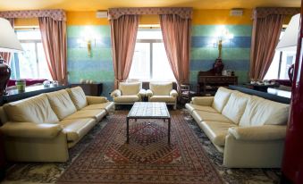 Hotel Giglio - Housity