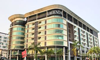 Grand Sri Lagenda Hotel
