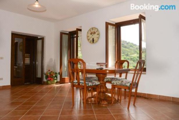 海景两卧室公寓