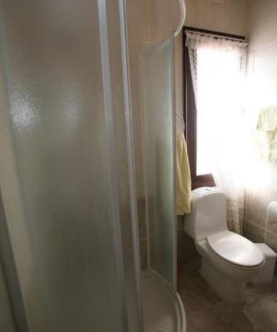 四卧室别墅带私人泳池