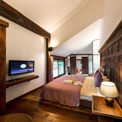 2 Bedrooms Swiss Chalet,