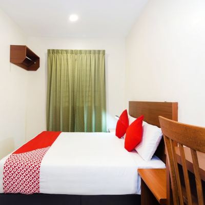 Bilik Double Mewah Kupon Lawten Hotel Melaka