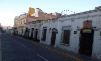 Hostal San Pancho - Hostel