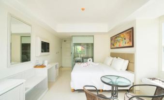 Alron Hotel Kuta powered by Archipelago