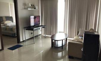 Relaxing Room at St.Moritz Near Lippo Puri and Puri Indah Mall