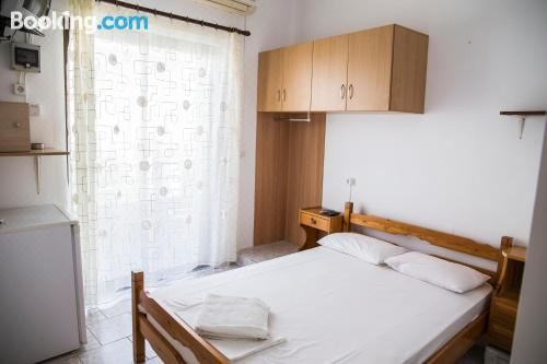 带山景的双人间