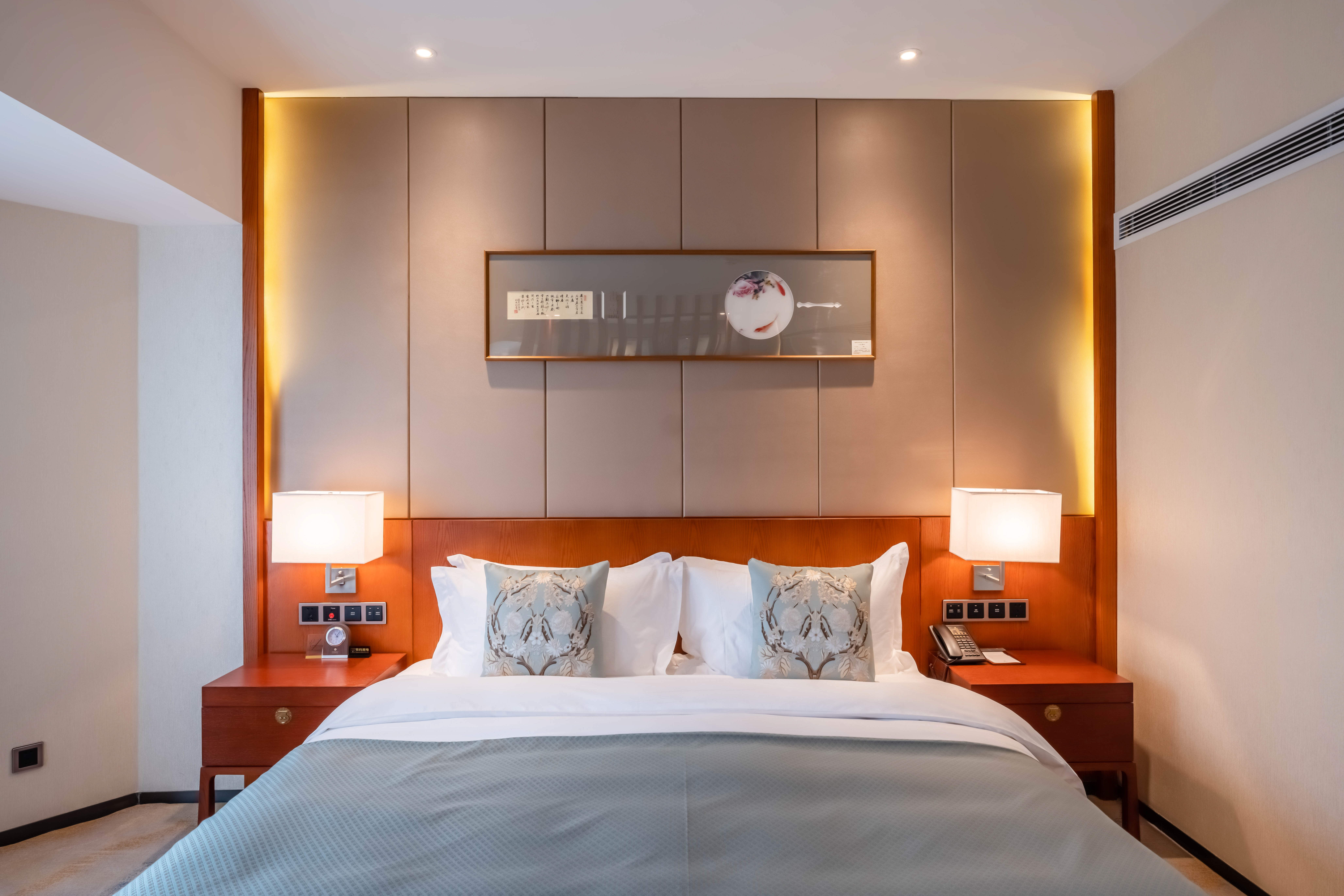 山景雅致大床房（森林山景+會客廳+雙衞）