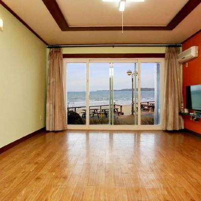 Studio 56 sqm 1 골든비치펜션 쿠폰