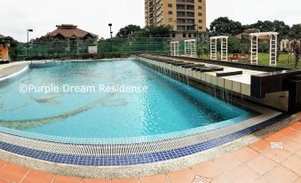 AFamosa Purple Dream Residence Condotel Homestay