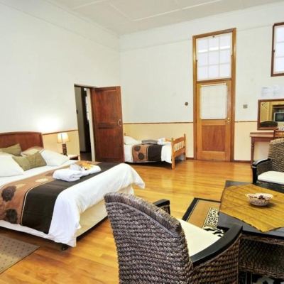 Luxury Family Room Oasis Country Lodge Promo Code