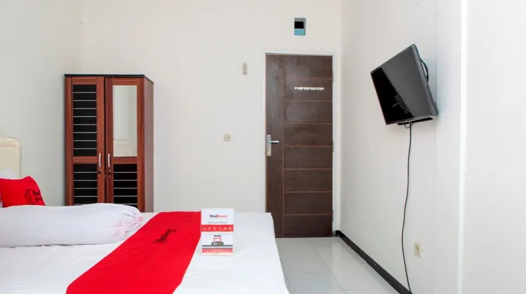 RedDoorz near Telkom Corporate University 施設