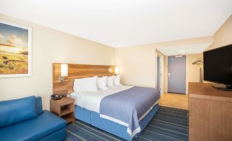 Days Inn & Suites by Wyndham Kearney