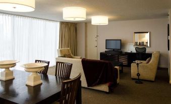 Athens Hotel & Suites