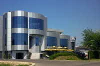 Hotel Ženeva Lux Ξενοδοχεία στην πόλη 