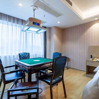 棋牌大床房 維也納國際酒店（長沙高鐵南站萬家麗廣場店）優惠
